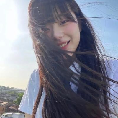一个女孩和一个男孩